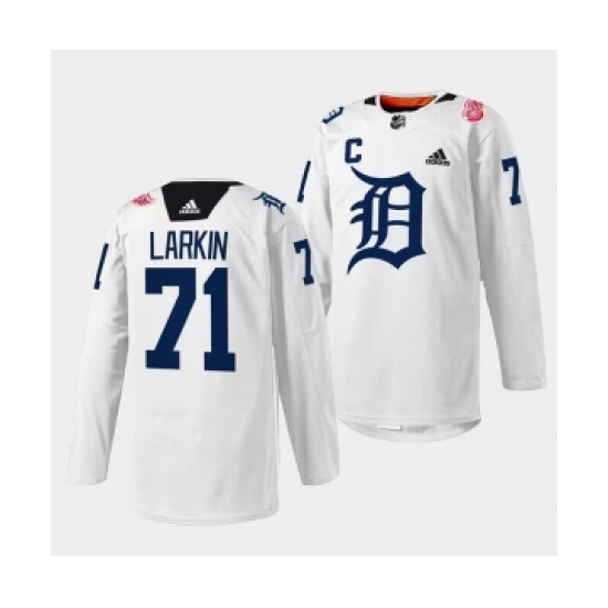 Men's Detroit Red Wings 71 Dylan Larkin White 2023 Stitched Jersey